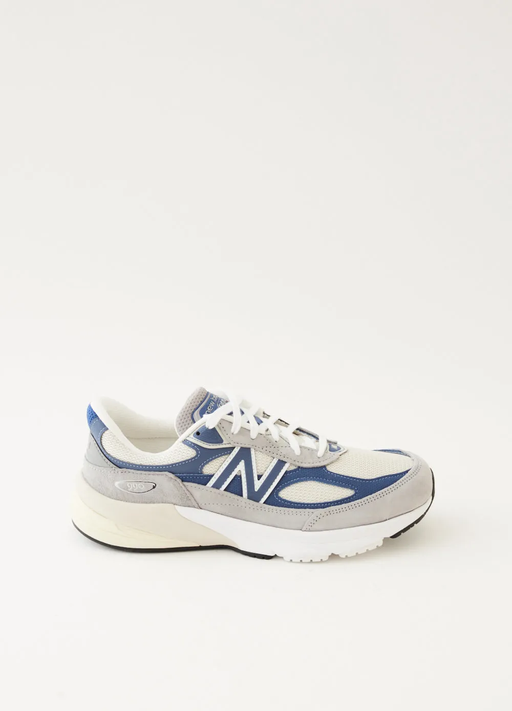 MADE in USA 990v6 'Grey Day' Sneakers