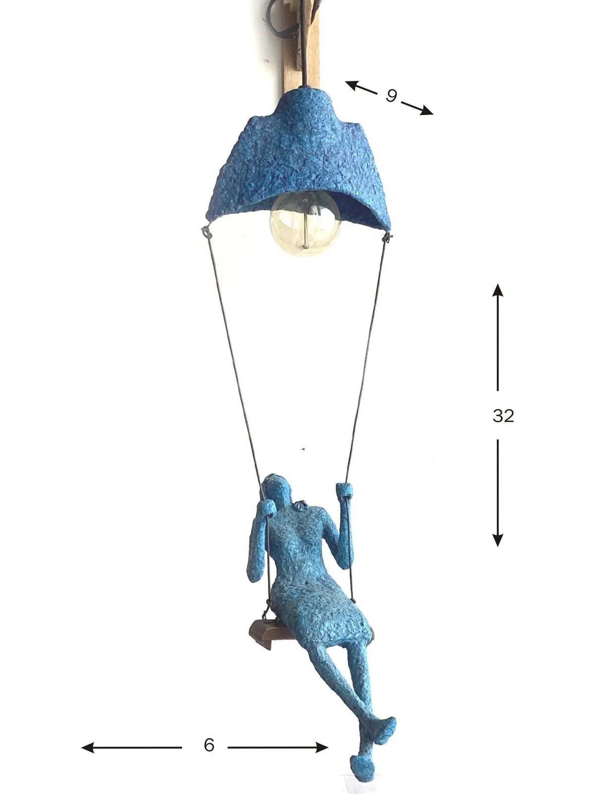 Swinging Lady Vintage Lamp